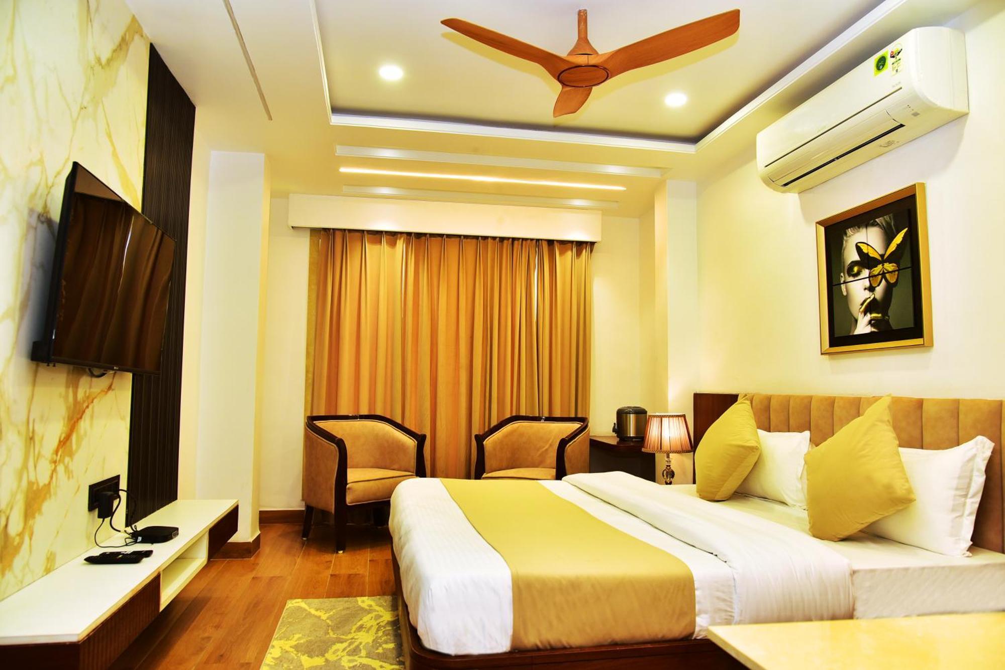 Hotel Divine Peak Pachmarhi Exterior photo